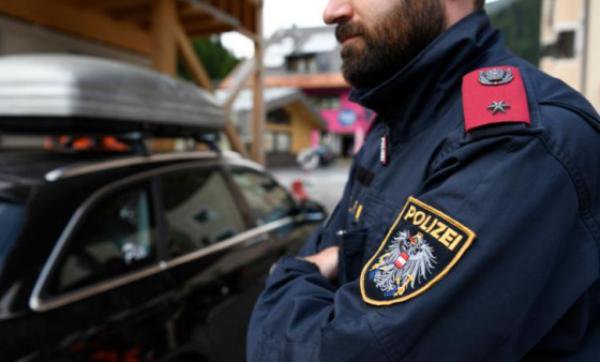 Un șofer român a reușit să-i uluiască pe polițiștii austrieci. Cât a putut să bea înainte de a urca la volan