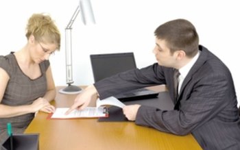 Mii de români, păcăliți de …