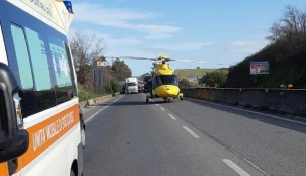 „Ajutor, cineva i-a tăiat gâtul soţului meu!”, strigătul disperat al unei românce, pe o stradă din Italia