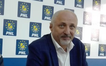 Senatorul botoșănean Costel Șoptică în …