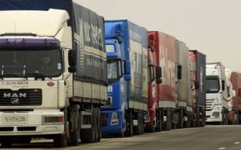 Zeci de tiruri, blocate la …