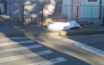 Bărbat găsit mort pe o …