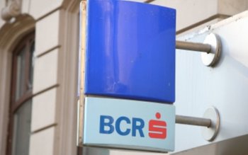BCR anunță că poate acorda …