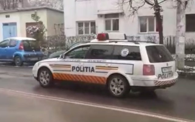 Populația din Botoșani avertizată prin mesaje audio transmise de polițiști