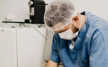 49 de cadre medico-sanitare din …