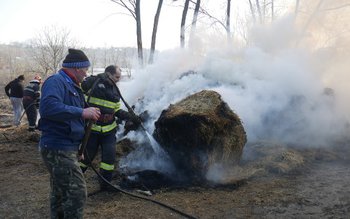 Incendiu la Hudești! Pompierii din …