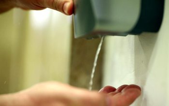 Primăriile, obligate să monteze la …