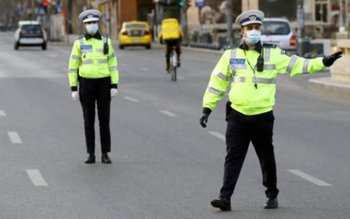 Bărbat amendat și cercetat după …