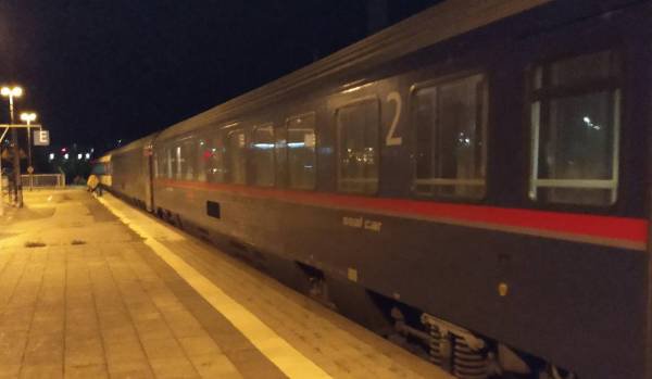 AUSTRIA deschide culoar pentru români. O garnitură de tren specială, care circulă noaptea, va transporta muncitori