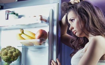 Cum scăpăm de foamea din …