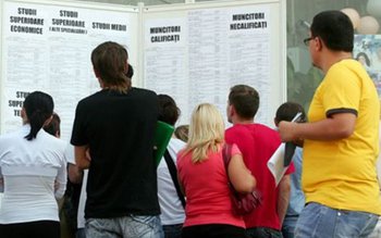 Peste 1400 persoane angajate prin …