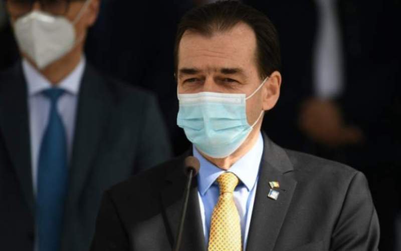 Premierul, întrebat dacă vor exista sancţiuni pentru cei care nu poartă mască „Cu siguranţă va exista o sancţiune”