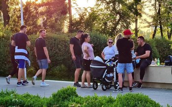 ATENȚIE! Circulația în grupuri mai …