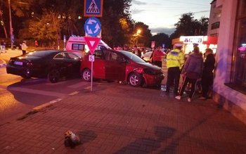 Accident la Botoșani! Trei mașini …