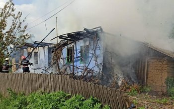 Incendiu! Casă distrusă de foc …