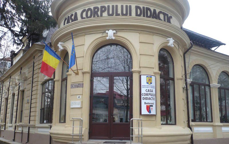 Casa Corpului Didactic Botoşani continuă formarea cadrelor didactice în mediul on-line