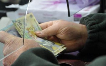 Vezi programul casieriilor Nova Apaserv …