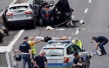 ACCIDENT teribil în Italia! Familie …