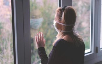 Măsura izolării la domiciliu NU …