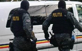 Doi tineri din Botoșani reținuți …