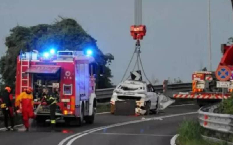 Tragedie în Italia! Doi români au murit după ce mașina în care se aflau s-a prăbușit de pe un pod