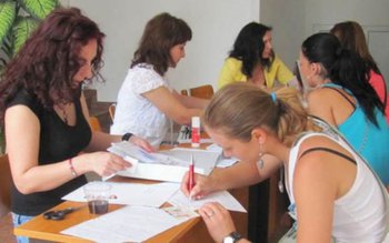 Absolvenții promoției 2020, invitați să …