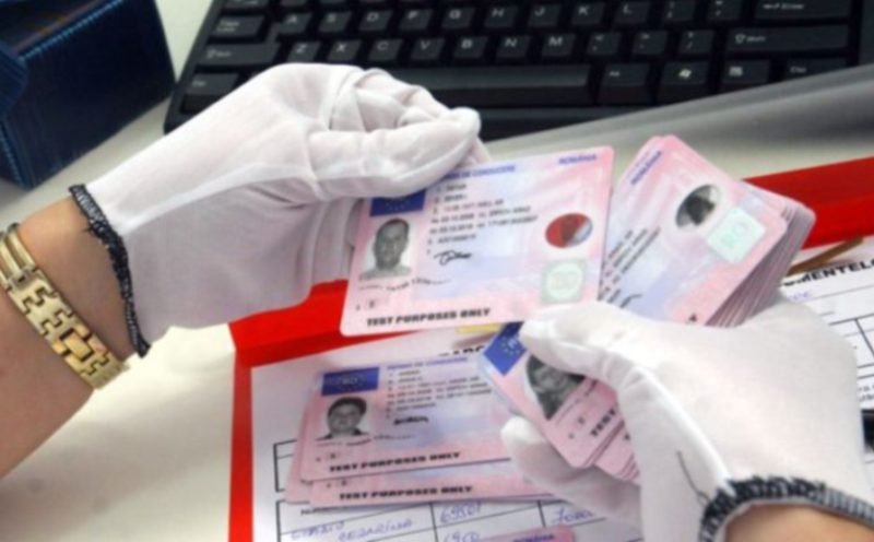 ANUNȚ important! S-au mărit tarifele pentru certificate și permise auto