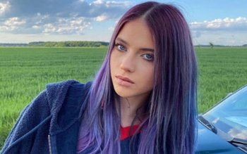 Roxen, abuzată și șantajată, a …