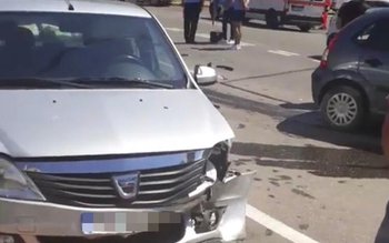 Trei persoane rănite într-un accident …