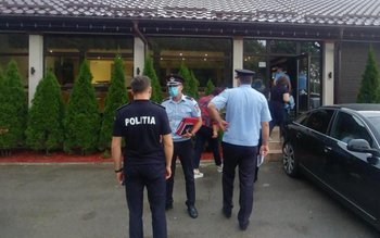 Controale ample în centre comerciale, …