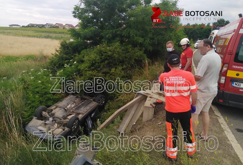 Accident la Botoșani! Bărbat rănit după ce s-a răsturnat cu mașina