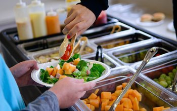 Tichete de MASĂ CALDĂ! Zeci …