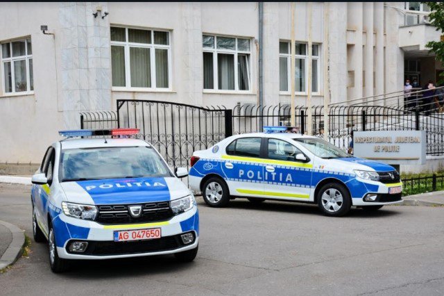 Polițiștii din Botoșani au primit 11 autospeciale noi