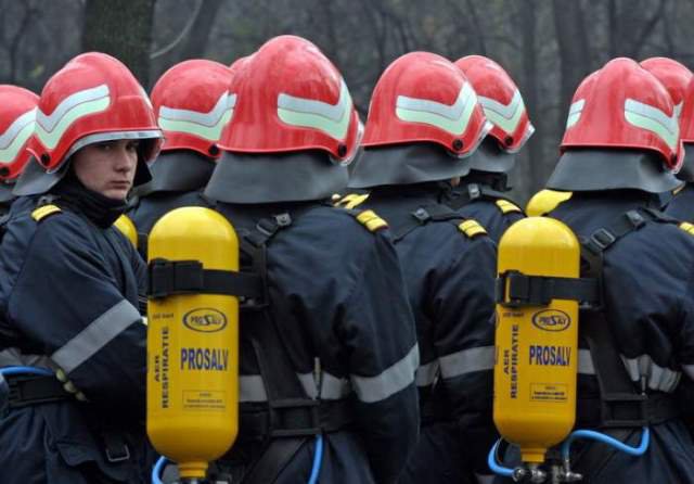Alege să fii salvator! Pompierii recrutează candidați în vederea înscrierii la concursul de admitere