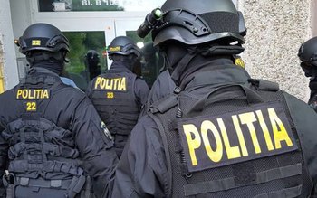 Percheziţii la domiciliul unui tânăr …