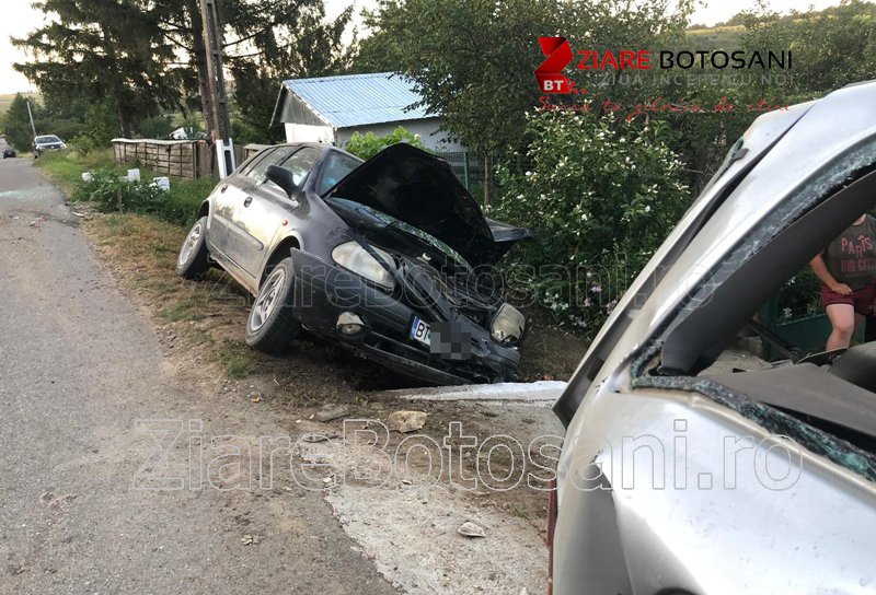 Accident! Un botoșănean și copilul său de doi ani au ajuns la spital - FOTO