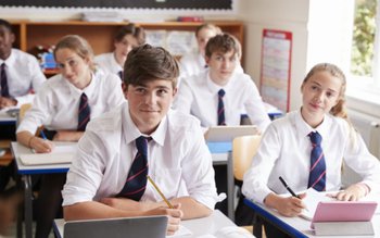 Proiect adoptat de Senat! Elevii …