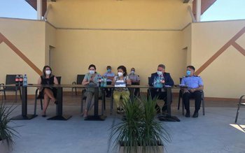 Prefectura a organizat o ședință …