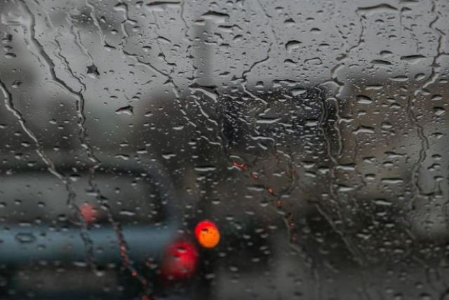 Avertizare meteorologică! Cod Portocaliu și Cod Galben instabilitate atmosferică accentuată pentru județul Botoșani