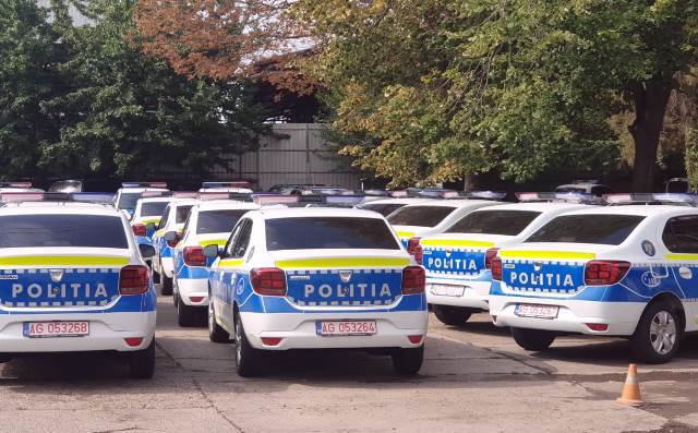 26 de autospeciale au intrat în dotarea IPJ Botoșani - FOTO