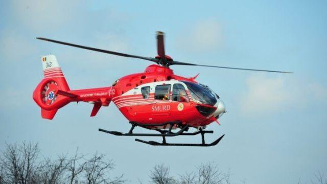 Bărbat cu fractură craniană preluat de urgență de elicopterul SMURD de la Dorohoi
