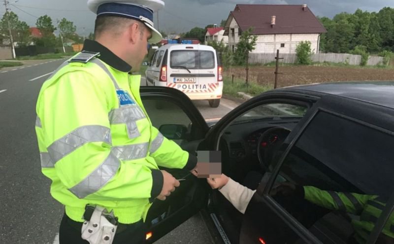 Un alt „șofer” fără permis a fost surprins în trafic de polițiștii botoșăneni