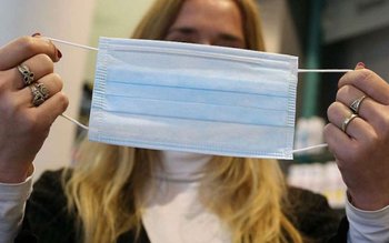 Candidații și echipele de campanie …