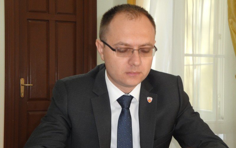 Cosmin Andrei: Am solicitat primarului Flutur rectificare bugetară pentru protecția sănătății copiilor și cadrelor didactice din Botoșani la început de an școlar