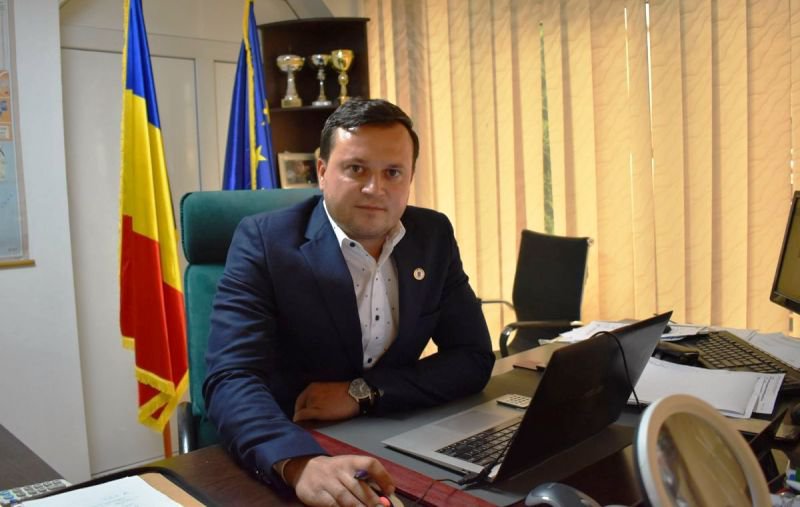 Cătălin Silegeanu: „Pe 27 Septembrie aveți aveți ocazia de a începe o schimbare. Începeți cu Botoșani!”