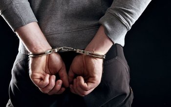 Viteazul care a condus beat, …