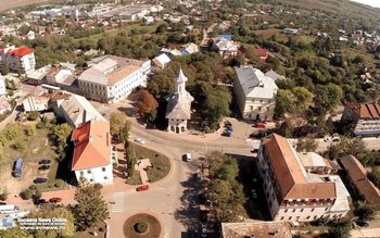 Oraşul Siret se închide în …