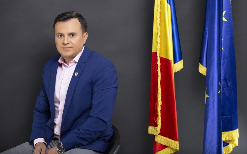 Cătălin Silegeanu - candidat independent:  Ca primar al acestui municipiu voi implementa măsuri pentru „Oamenii străzii”