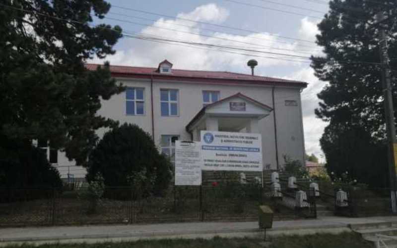 ISJ Botoșani anunță modificarea scenariului de desfășurare a cursurilor la Școala Gimnazială „Nicolae Iorga” Dersca
