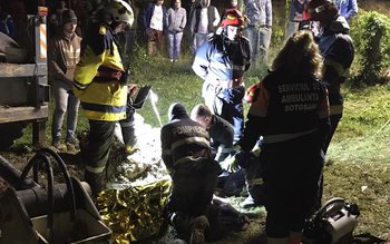 L-a înghiţit pământul! Un tânăr …